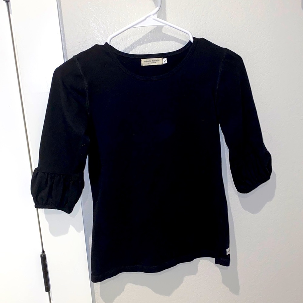 EUC Adorable Essentials Boutique Black Solid Tulip Sleeve Top Shirt Teen Tween